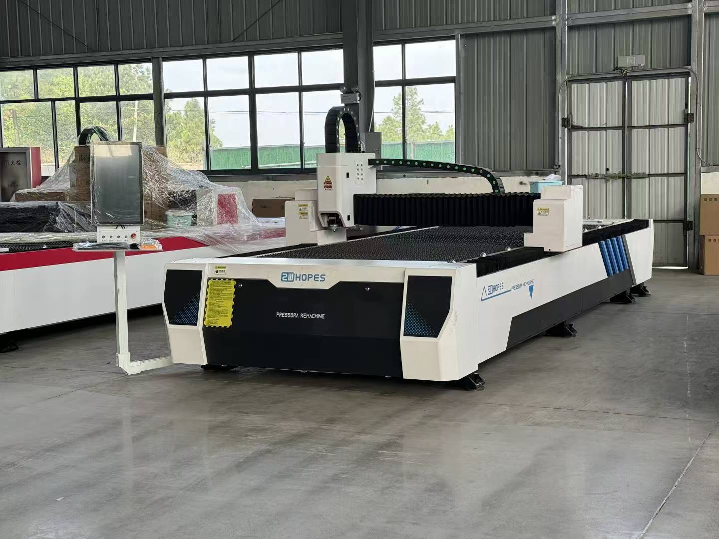 Laser Cutting Machine thumb 2